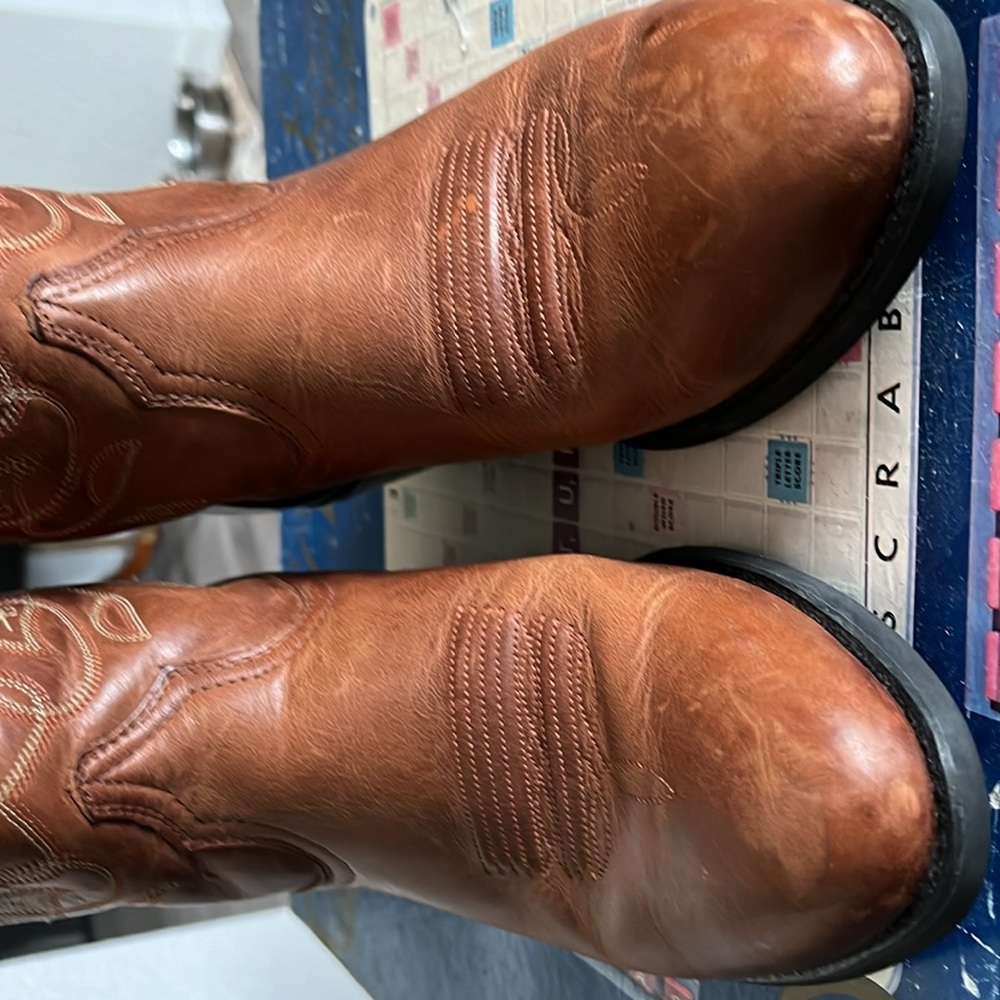 Ariat boots - Picture 8 of 9